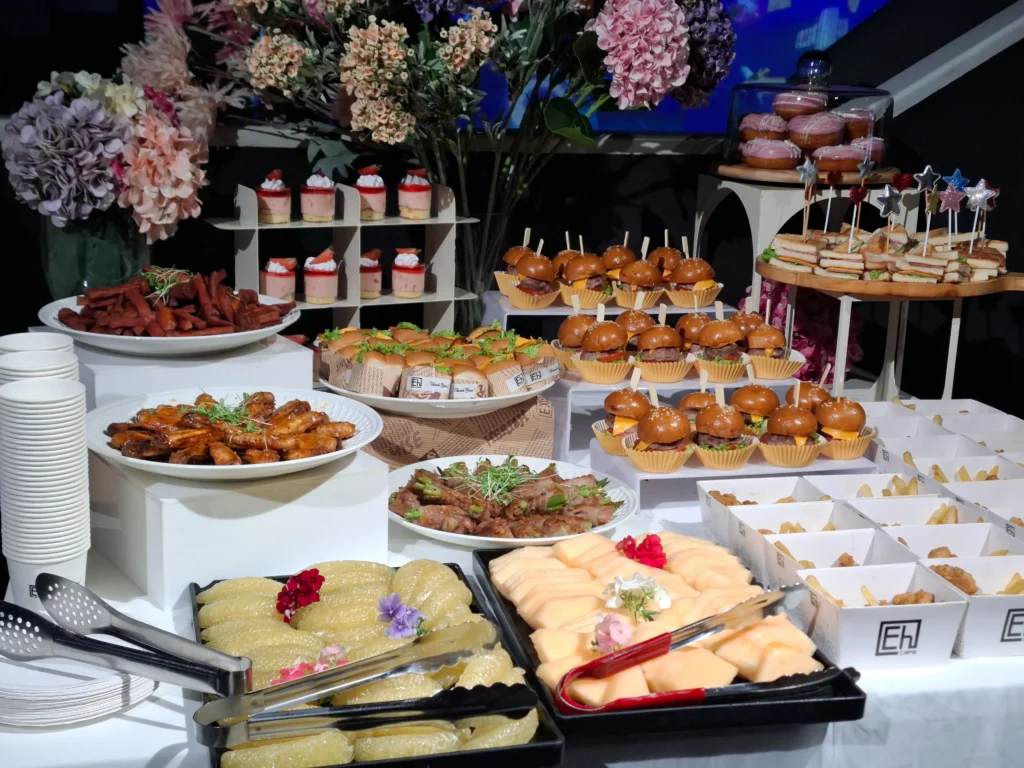 Buffet & Canapés